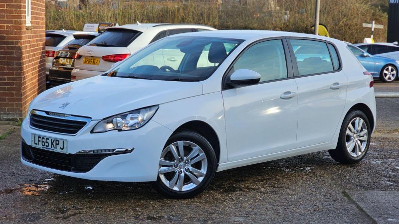 PEUGEOT 308