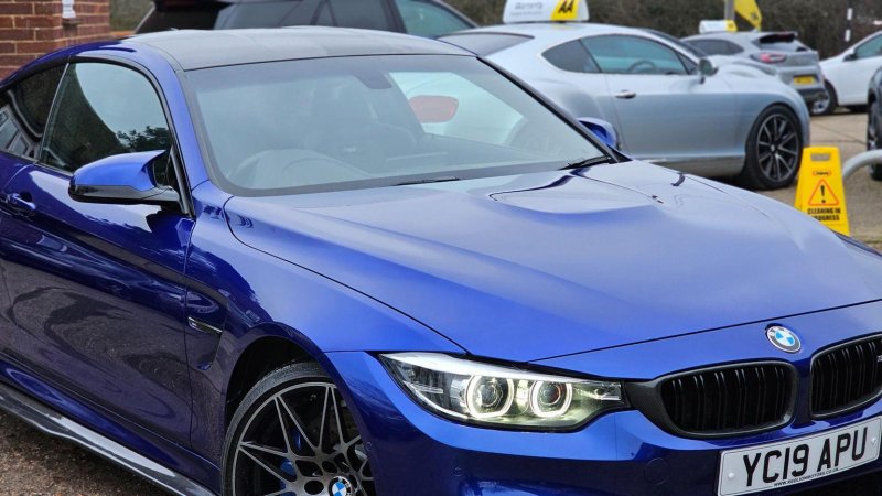 BMW M4