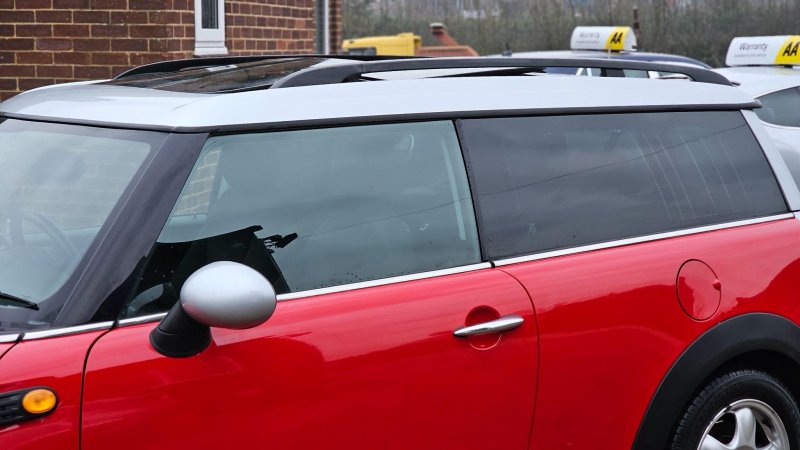 MINI CLUBMAN