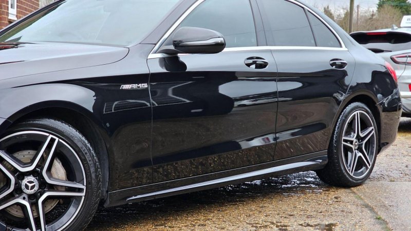MERCEDES-BENZ C CLASS