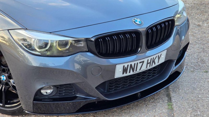 BMW 3 SERIES