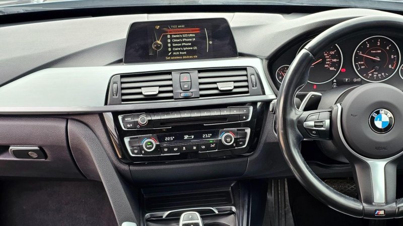 BMW 3 SERIES