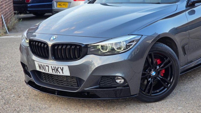 BMW 3 SERIES