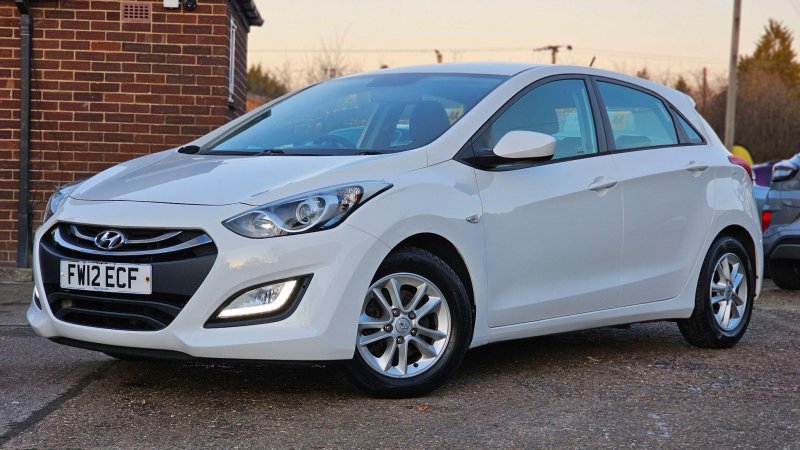 HYUNDAI I30