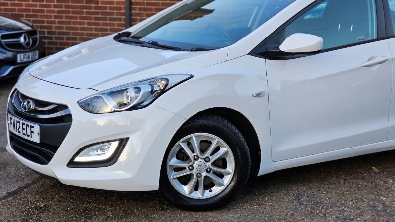 HYUNDAI I30