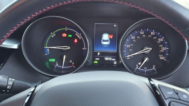 TOYOTA C-HR