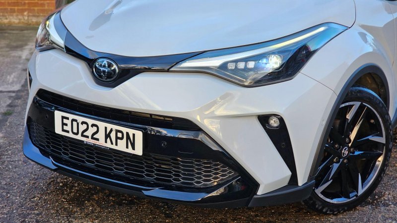TOYOTA C-HR