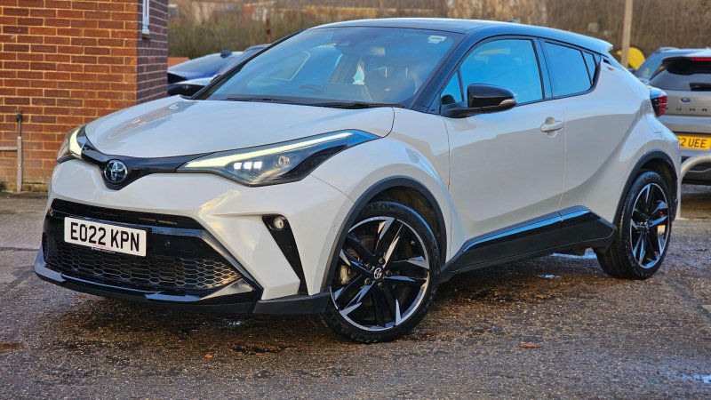 TOYOTA C-HR