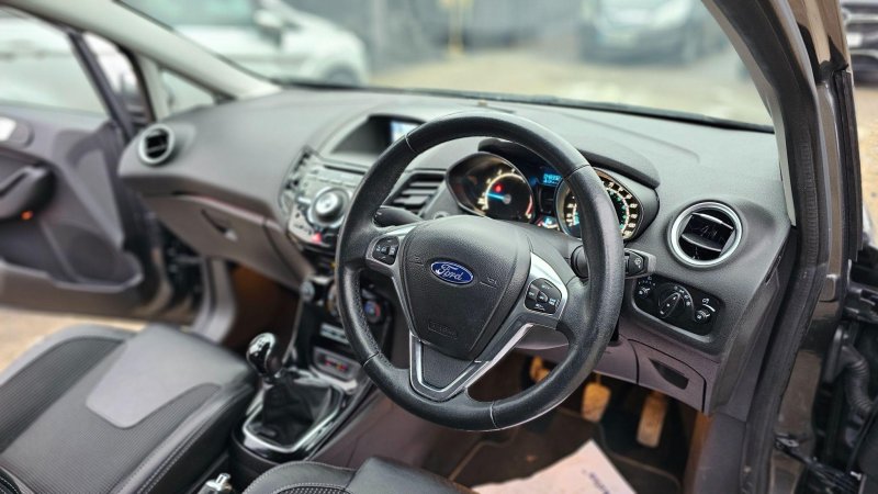 FORD FIESTA