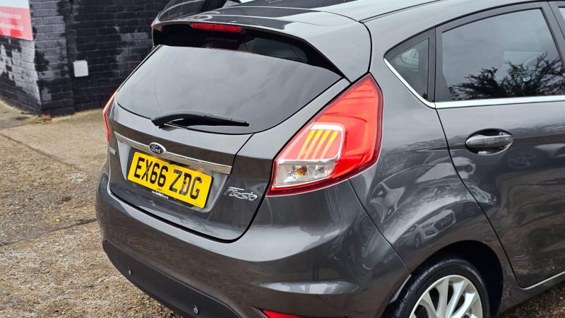 FORD FIESTA
