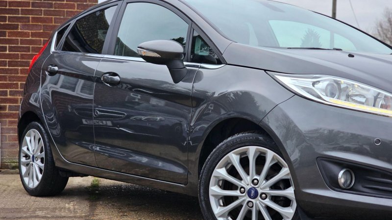 FORD FIESTA