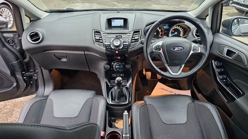 FORD FIESTA