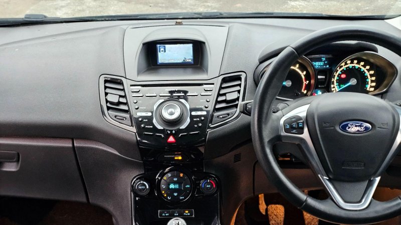 FORD FIESTA