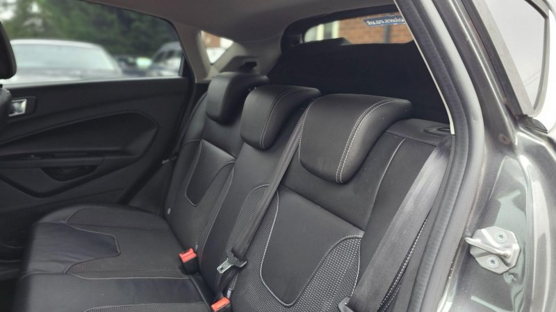 FORD FIESTA