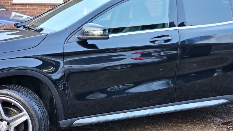 MERCEDES-BENZ GLA CLASS