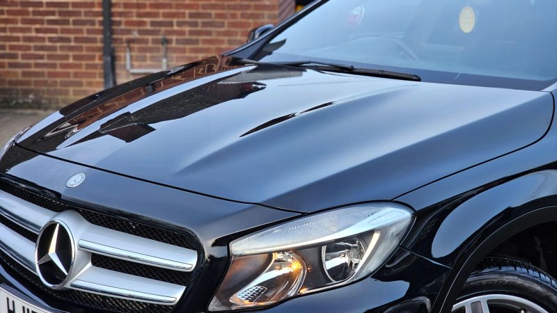 MERCEDES-BENZ GLA CLASS