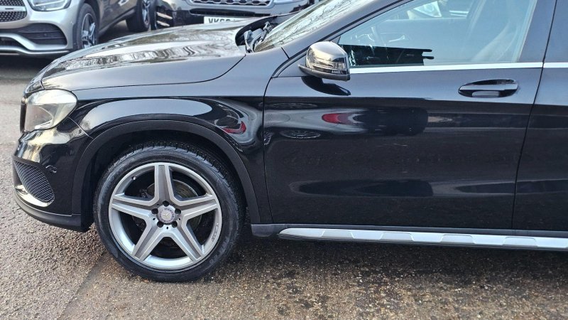 MERCEDES-BENZ GLA CLASS