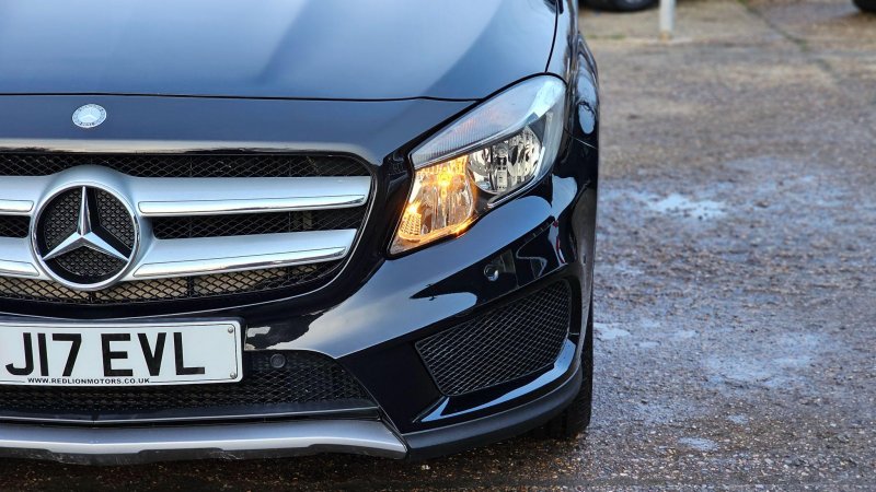 MERCEDES-BENZ GLA CLASS
