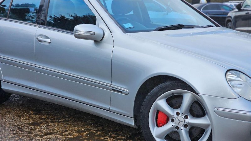 MERCEDES-BENZ C CLASS