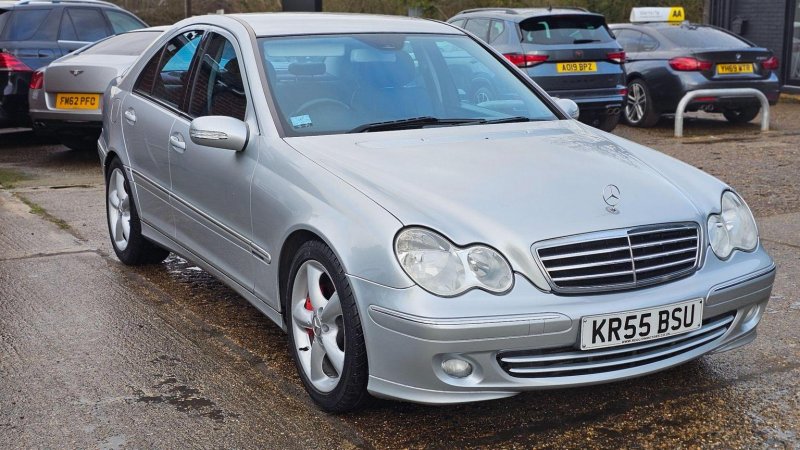 MERCEDES-BENZ C CLASS