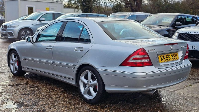 MERCEDES-BENZ C CLASS