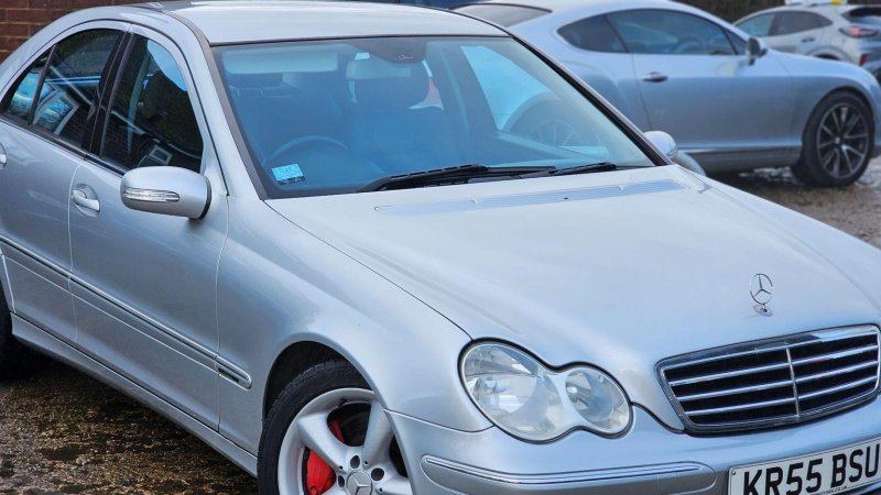 MERCEDES-BENZ C CLASS