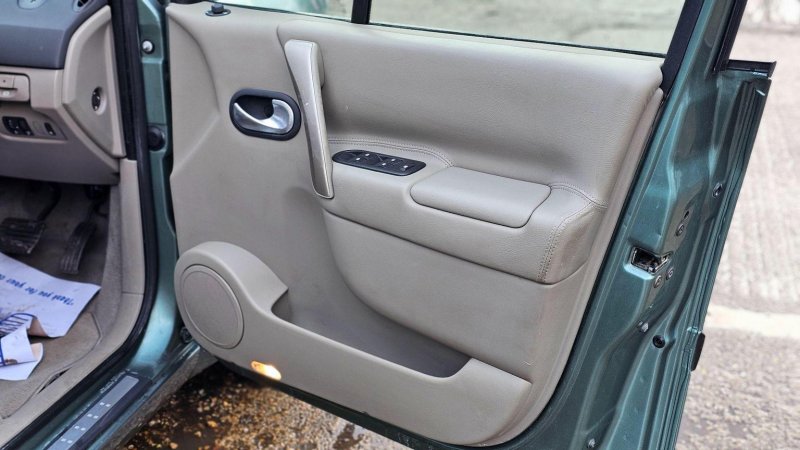 RENAULT GRAND SCENIC