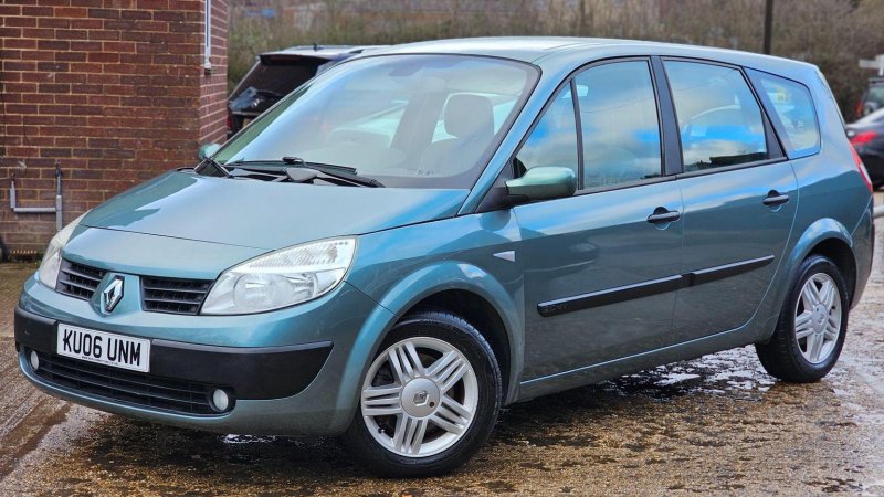 RENAULT GRAND SCENIC