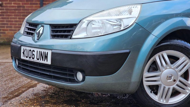 RENAULT GRAND SCENIC