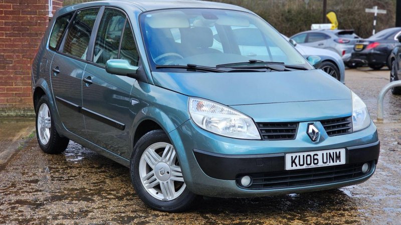 RENAULT GRAND SCENIC