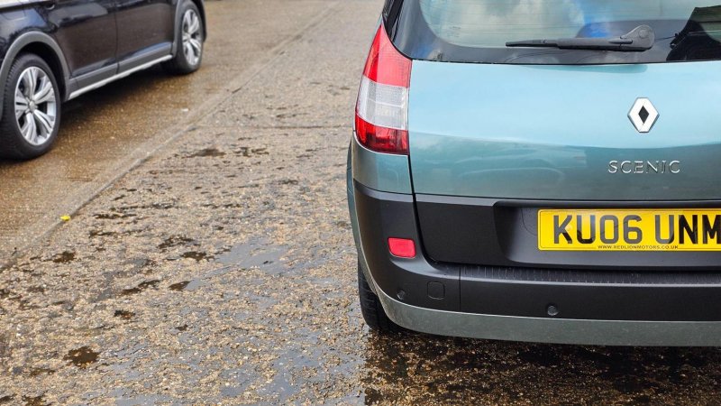 RENAULT GRAND SCENIC