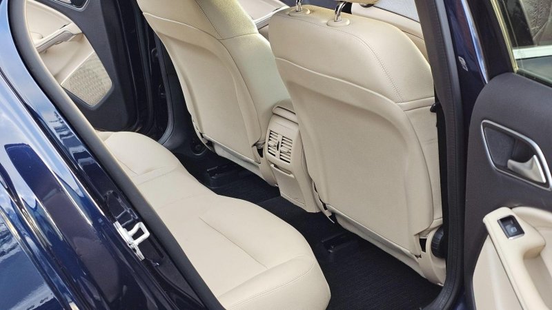 MERCEDES-BENZ GLA CLASS