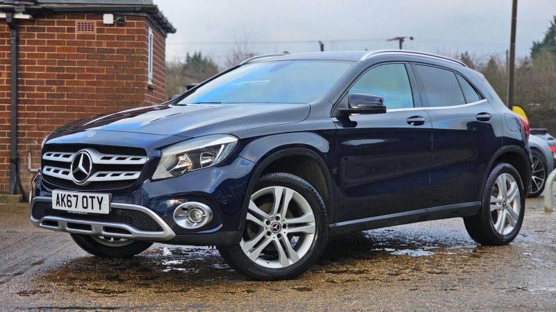 MERCEDES-BENZ GLA CLASS