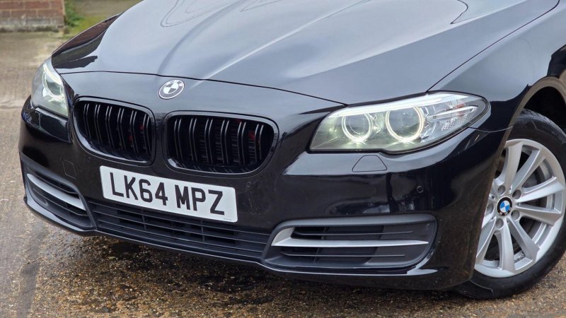BMW 5 SERIES