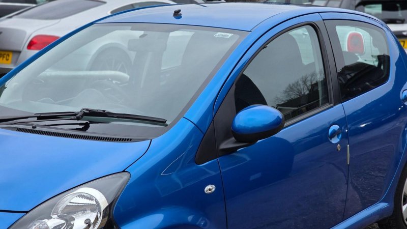 TOYOTA AYGO