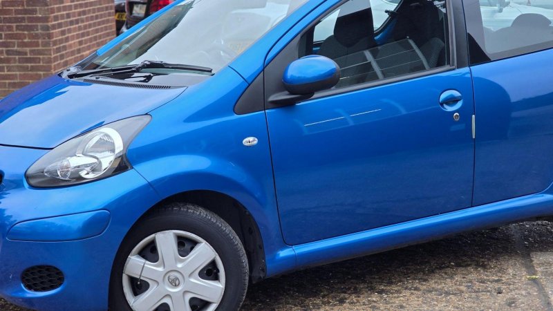 TOYOTA AYGO