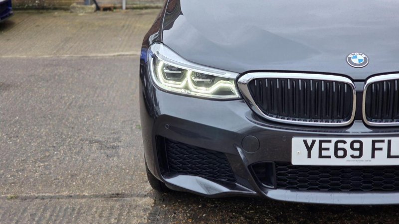 BMW 6 SERIES