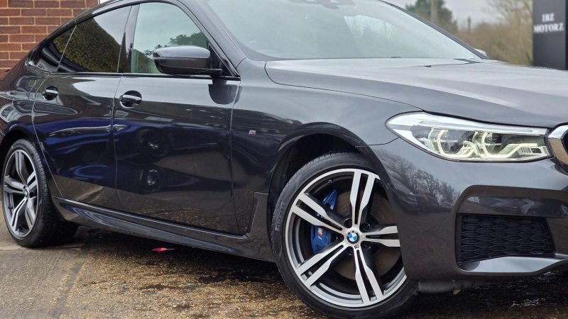 BMW 6 SERIES