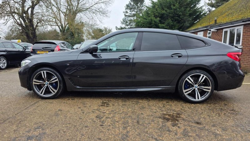 BMW 6 SERIES