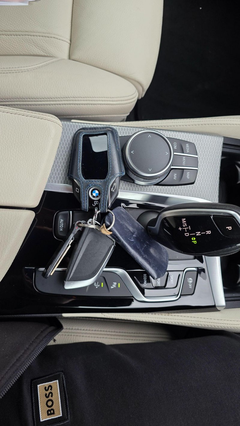 BMW 6 SERIES