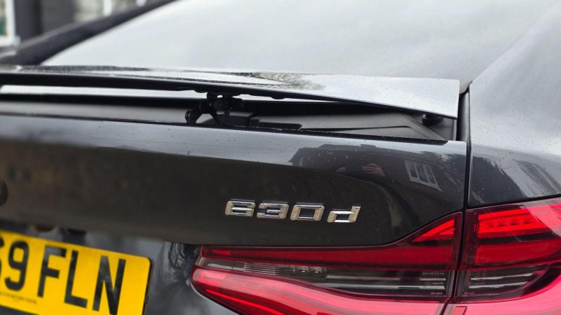 BMW 6 SERIES