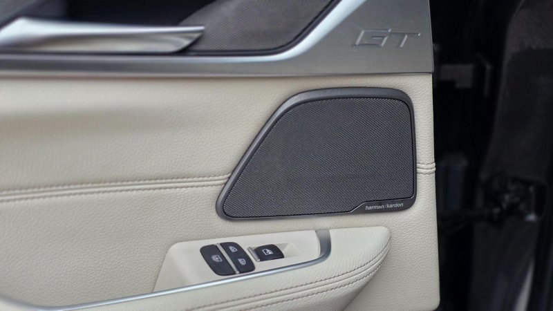 BMW 6 SERIES