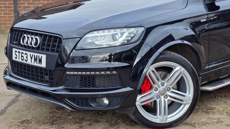AUDI Q7