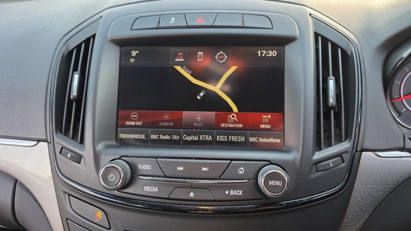 VAUXHALL INSIGNIA