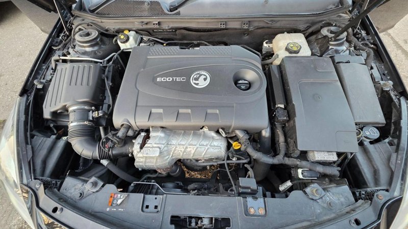VAUXHALL INSIGNIA