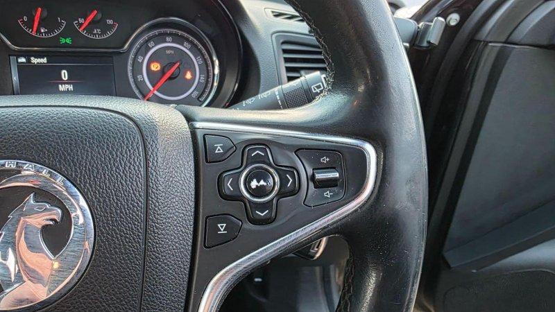 VAUXHALL INSIGNIA