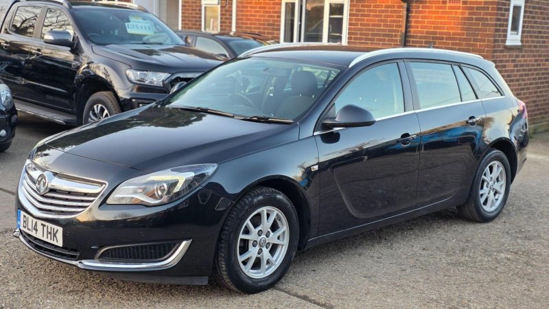 VAUXHALL INSIGNIA