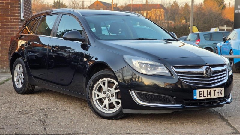 VAUXHALL INSIGNIA