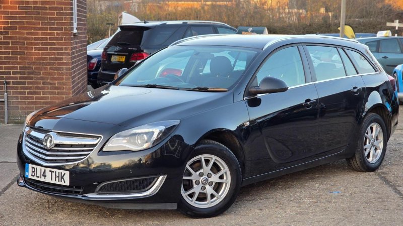 VAUXHALL INSIGNIA