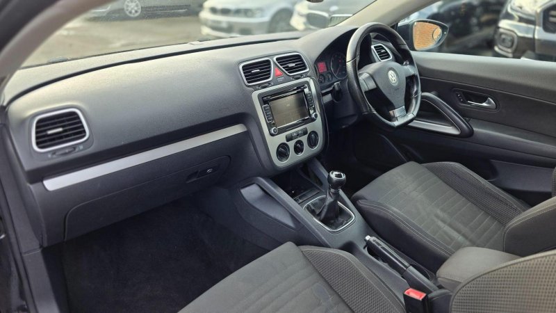 VOLKSWAGEN SCIROCCO
